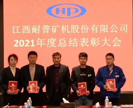 9b7b6b54aea51bb9e30eab3a3da84ea8