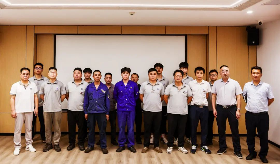 28141636753b883f317f8cbbe5a25f06