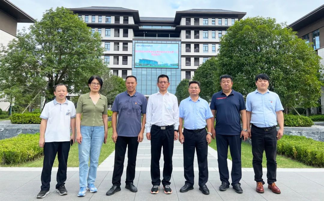 f819000d0e552c15889728be58ffe178